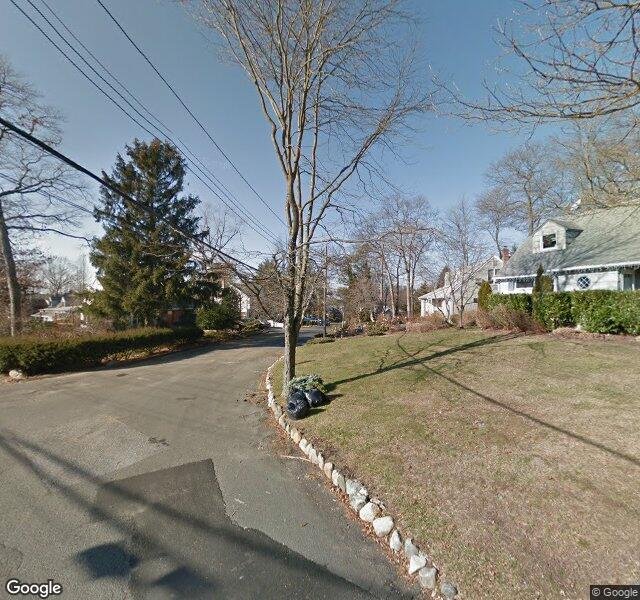 PINE FOREST CARE CENTER FOR REHAB & HEALTHCARE nursing home in HUNTINGTON, NY - Photo 5 of 5