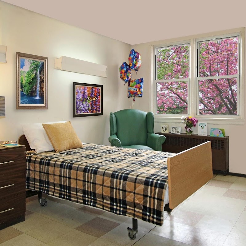 FAR ROCKAWAY CENTER FOR REHABILITATION AND NURSING nursing home in FAR ROCKAWAY, NY - Photo 3 of 5