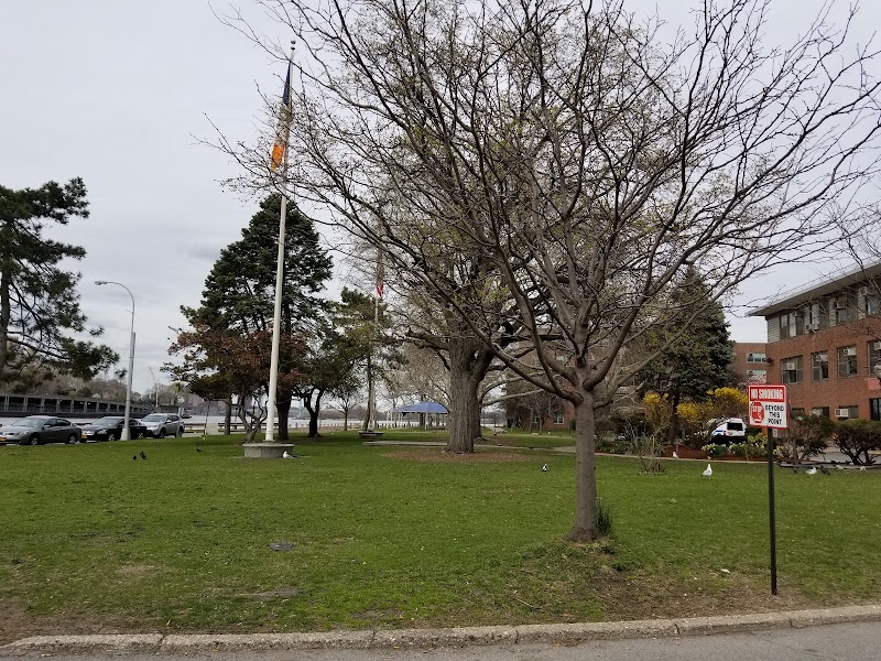 COLER REHABILITATION AND NURSING CARE CENTER nursing home in ROOSEVELT ISLAND, NY - Photo 5 of 10