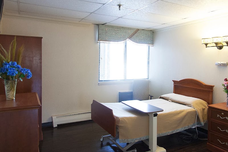 GOLD CREST CARE CENTER nursing home in BRONX, NY - Photo 4 of 10