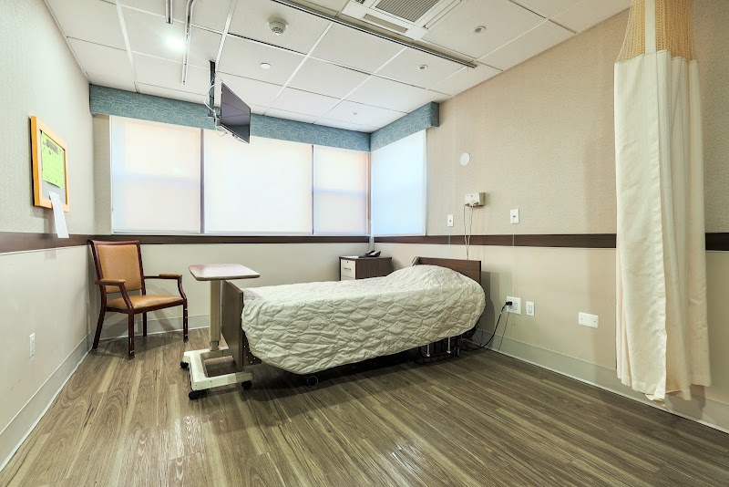 THE HERITAGE REHABILITATION AND HEALTH CARE CENTER nursing home in BROOKLYN, NY - Photo 5 of 9