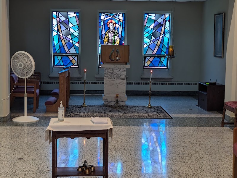 BROTHERS OF MERCY NURSING & REHABILITATION CENTER nursing home in CLARENCE, NY - Photo 4 of 10