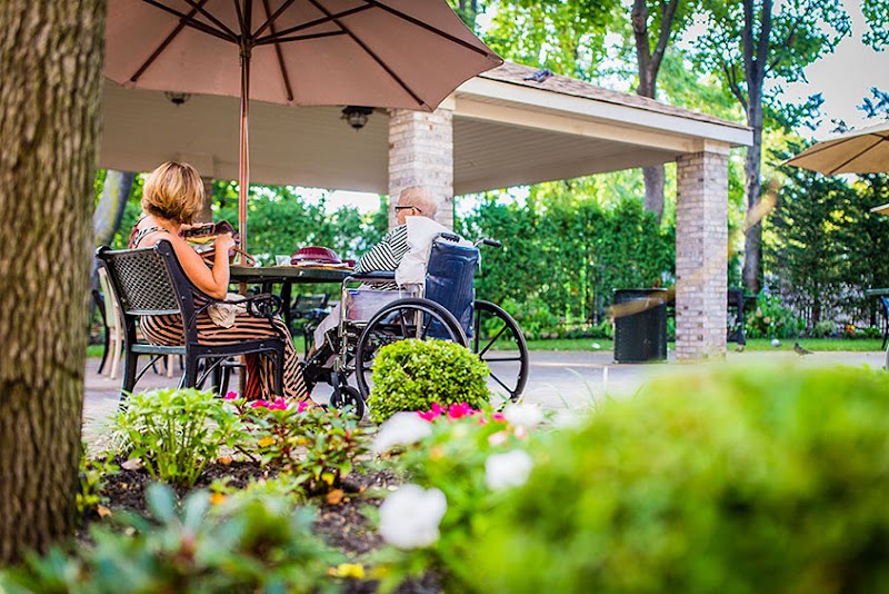 THE GRAND REHABILITATION AND NURSING AT QUEENS nursing home in WHITESTONE, NY - Photo 4 of 9