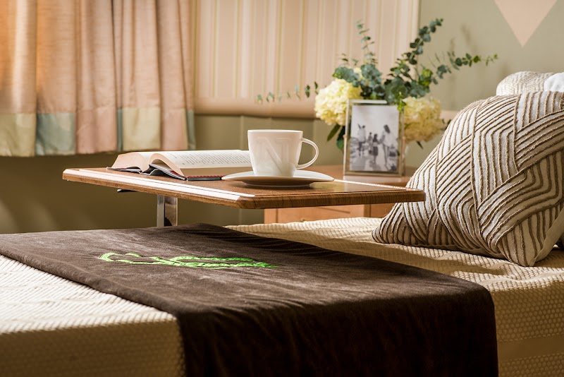 THE GRAND REHABILITATION AND NURSING AT QUEENS nursing home in WHITESTONE, NY - Photo 5 of 9