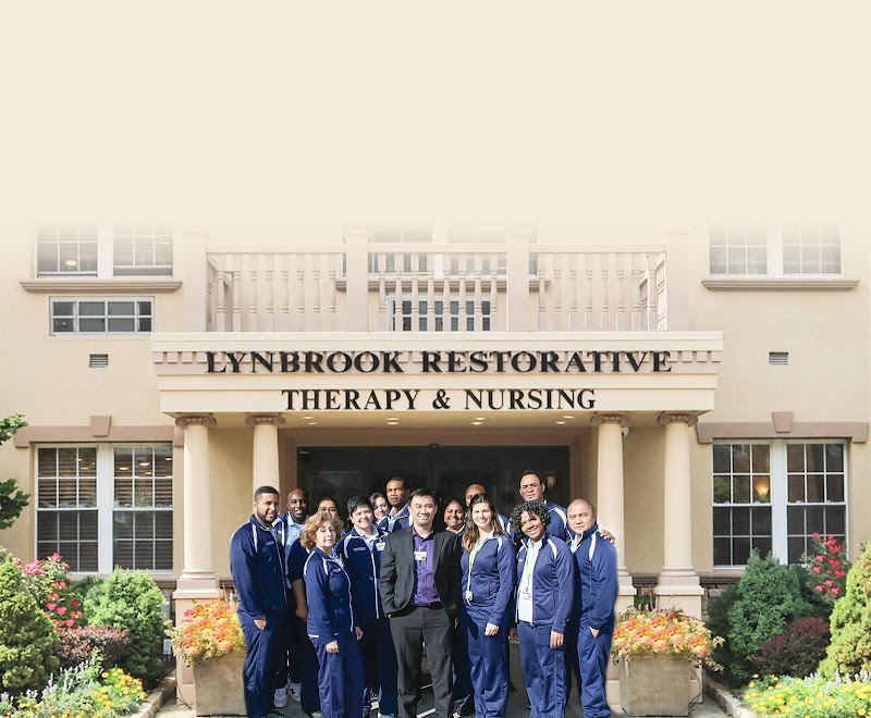LYNBROOK RESTORATIVE THERAPY AND NURSING nursing home in LYNBROOK, NY - Photo 3 of 10