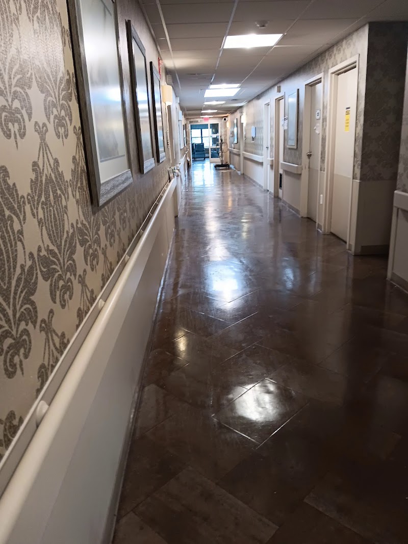 COMPREHENSIVE REHAB & NURSING CTR AT WILLIAMSVILLE nursing home in WILLIAMSVILLE, NY - Photo 3 of 5