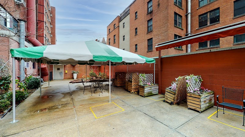 COBBLE HILL HEALTH CENTER INC nursing home in BROOKLYN, NY - Photo 3 of 10