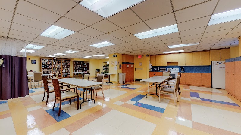 COBBLE HILL HEALTH CENTER INC nursing home in BROOKLYN, NY - Photo 4 of 10