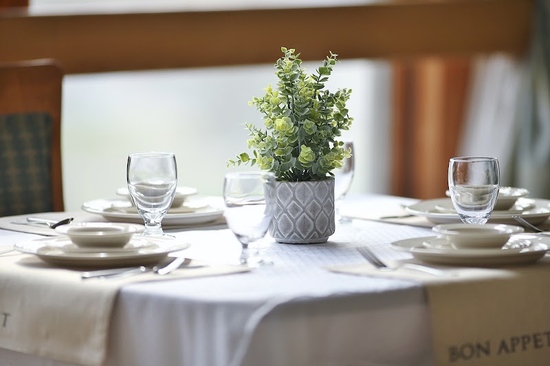 THE GRAND REHABILITATION AND NURSING AT BATAVIA nursing home in BATAVIA, NY - Photo 3 of 5