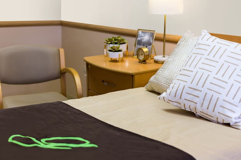 THE GRAND REHABILITATION AND NURSING AT BATAVIA nursing home in BATAVIA, NY - Photo 4 of 5