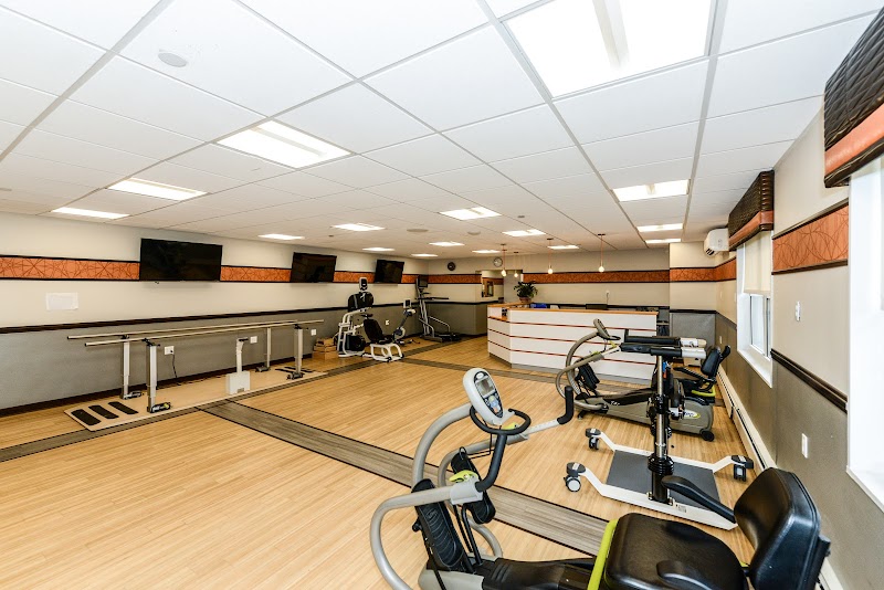 THE GRAND PAVILION FOR RHB & NRSG AT ROCKVILLE CTR nursing home in ROCKVILLE CENTRE, NY - Photo 5 of 5