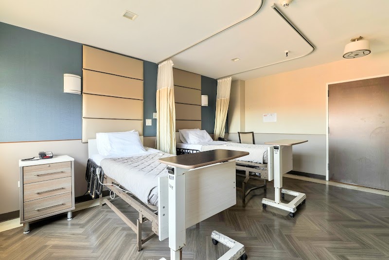 PALM GARDENS CENTER FOR NURSING AND REHABILITATION nursing home in BROOKLYN, NY - Photo 4 of 5