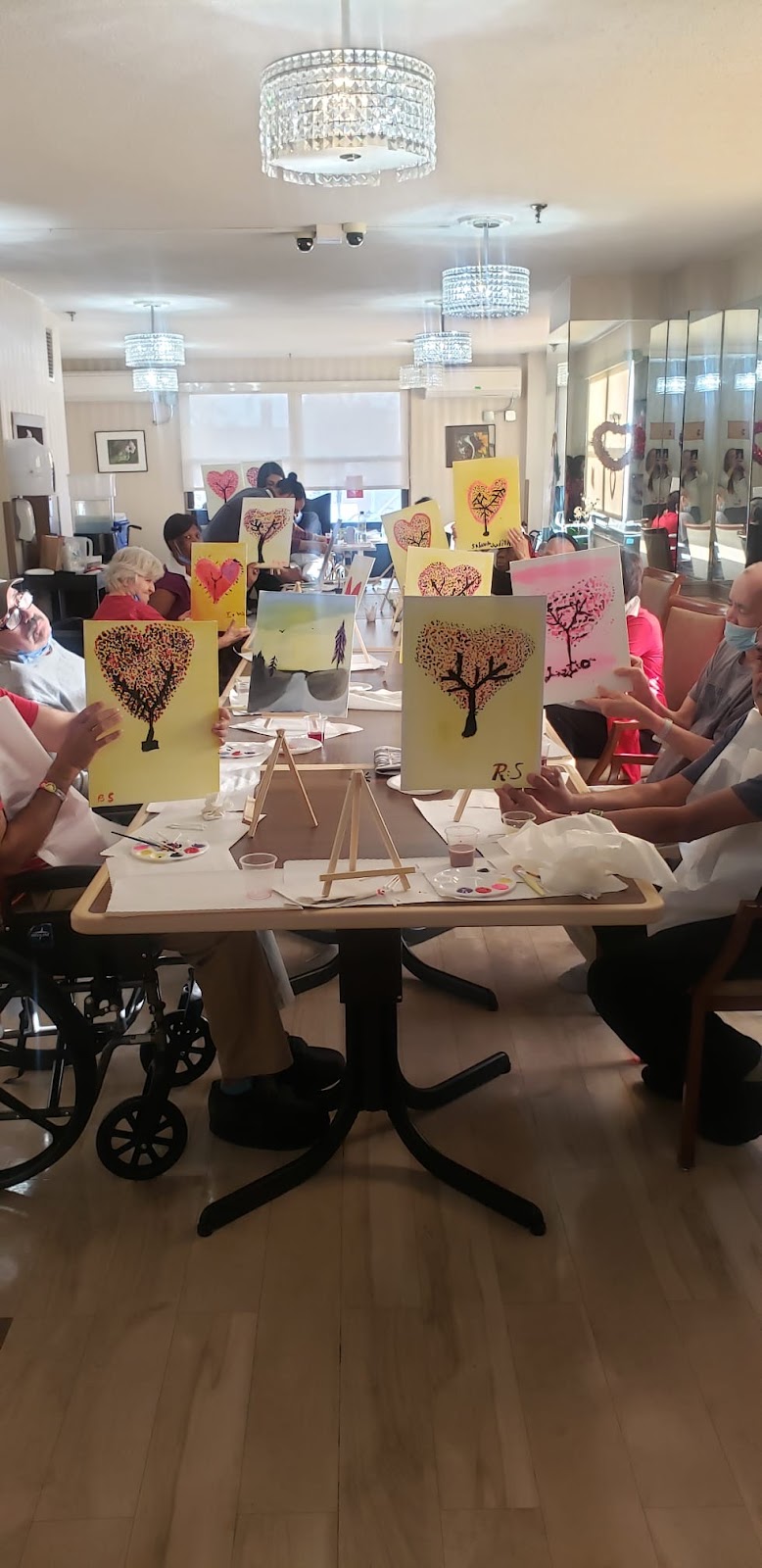 HOLLIS PARK MANOR NURSING HOME nursing home in HOLLIS, NY - Photo 4 of 10