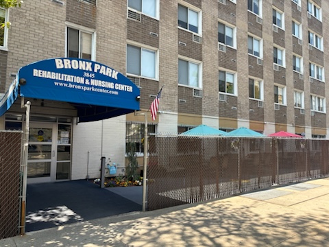 BRONX PARK REHABILITATION & NURSING CENTER nursing home in BRONX, NY - Photo 5 of 5