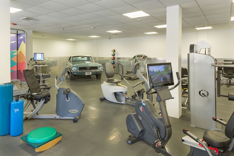 SURGE REHABILITATION AND NURSING LLC nursing home in MIDDLE ISLAND, NY - Photo 5 of 10