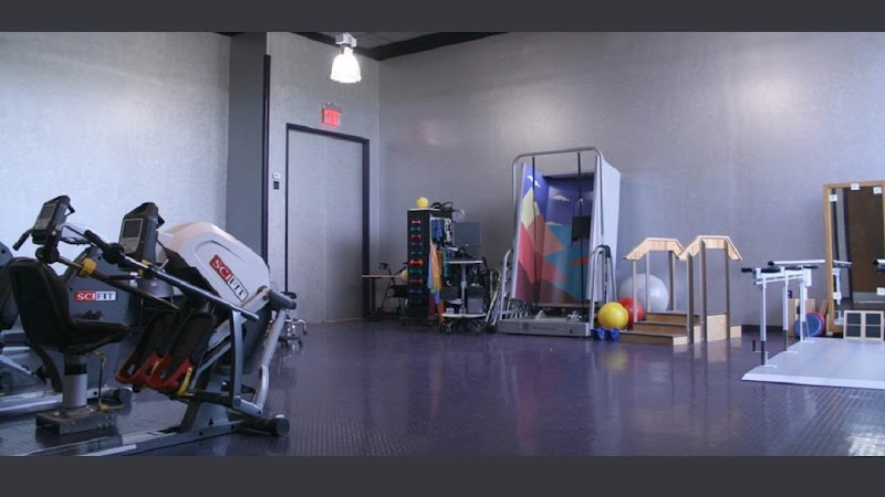 OASIS REHABILITATION AND NURSING, LLC nursing home in CENTER MORICHES, NY - Photo 2 of 10