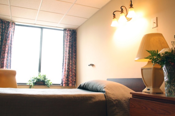 OASIS REHABILITATION AND NURSING, LLC nursing home in CENTER MORICHES, NY - Photo 3 of 10