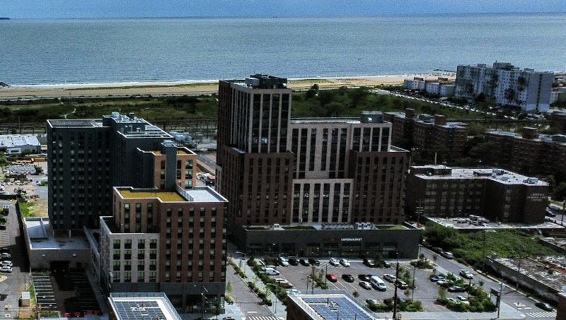 LAWRENCE NURSING CARE CENTER, INC nursing home in ARVERNE, NY - Photo 4 of 5