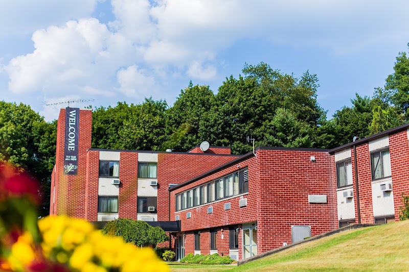 THE GRAND REHABILITATION AND NURSING AT PAWLING nursing home in PAWLING, NY - Photo 2 of 5