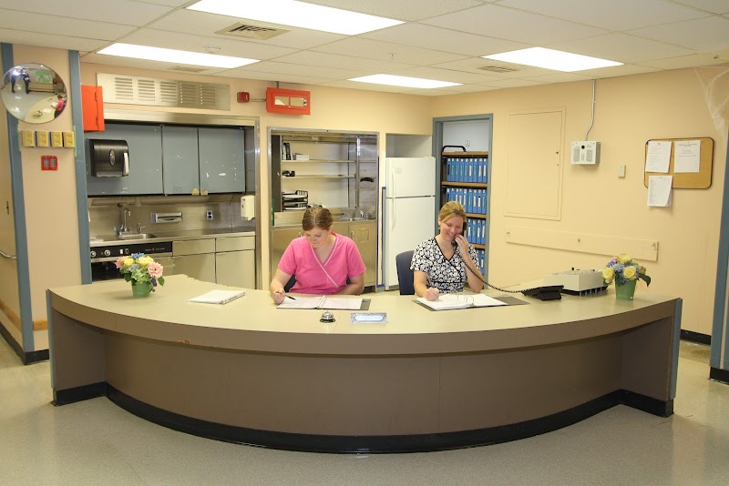 ESSEX CENTER FOR REHABILITATION AND HEALTHCARE nursing home in ELIZABETHTOWN, NY - Photo 2 of 5