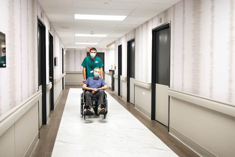 THE GRAND REHABILITATION AND NURSING AT GREAT NECK nursing home in GREAT NECK, NY - Photo 4 of 5