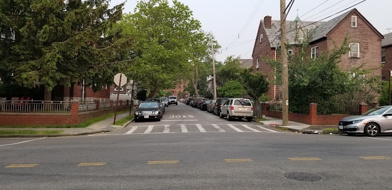 PELHAM PARKWAY NURSING CARE & REHAB FACILITY L L C nursing home in BRONX, NY - Photo 5 of 5