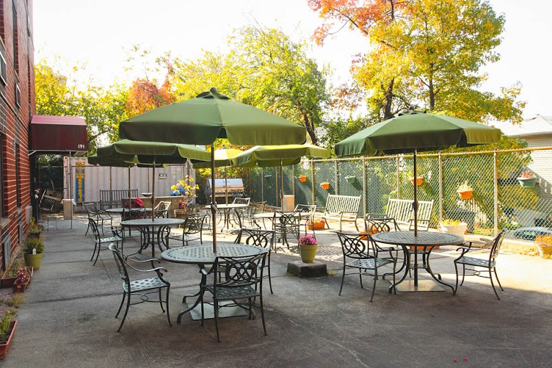 GOLDEN GATE REHABILITATION & HEALTH CARE CENTER nursing home in STATEN ISLAND, NY - Photo 5 of 5