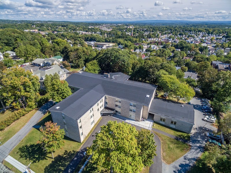 HIGHLAND REHABILITATION AND NURSING CENTER nursing home in MIDDLETOWN, NY - Photo 2 of 5