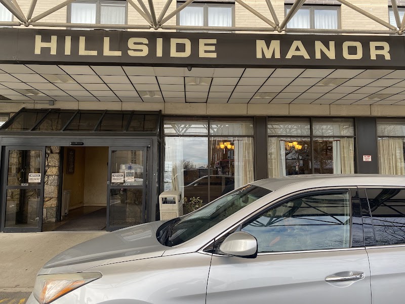 HILLSIDE MANOR REHAB & EXTENDED CARE CENTER nursing home in JAMAICA EST, NY - Photo 3 of 10