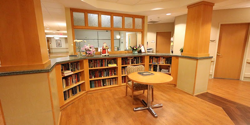 Aaron Manor Rehabilitation and Nursing Center nursing home in Fairport, NY - Photo 4 of 10