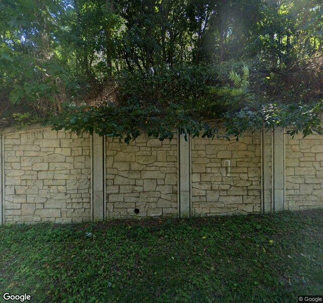 WOODBURY HEIGHTS NURSING AND REHABILITATION CENTER nursing home in WOODBURY, NY - Photo 2 of 3