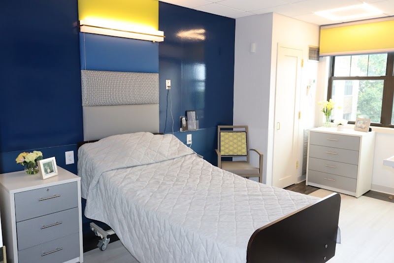 STATEN ISLAND CARE CENTER nursing home in STATEN ISLAND, NY - Photo 2 of 10