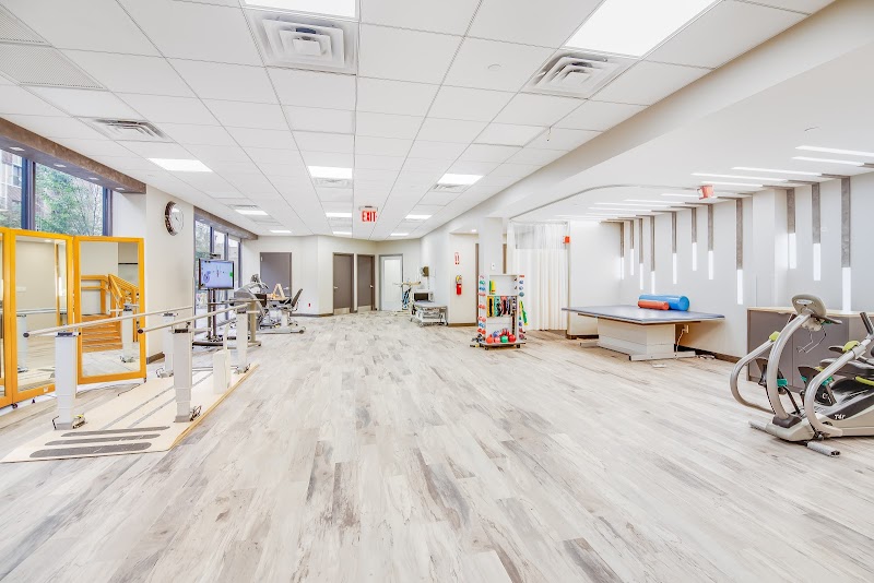 CROWN HEIGHTS CENTER FOR NURSING AND REHAB nursing home in BROOKLYN, NY - Photo 3 of 5