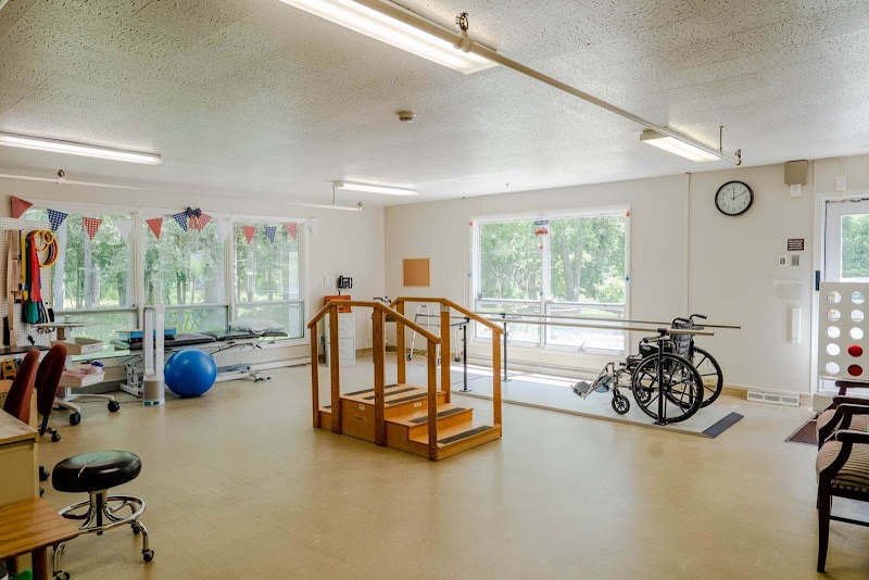 Hamilton Manor Nursing Home nursing home in Rochester, NY - Photo 4 of 8