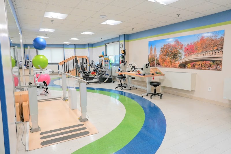 FORDHAM NURSING AND REHABILITATION CENTER nursing home in BRONX, NY - Photo 3 of 10