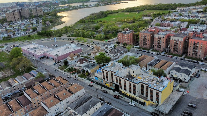 BEZALEL REHABILITATION AND NURSING CENTER nursing home in FAR ROCKAWAY, NY - Photo 3 of 5