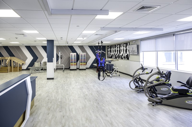 THE HAMLET REHABILITATION AND HEALTHCARE CENTER AT nursing home in NESCONSET, NY - Photo 5 of 10