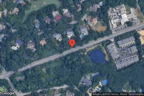 WHITE OAKS REHABILITATION AND NURSING CENTER nursing home in WOODBURY, NY - Photo 1 of 5