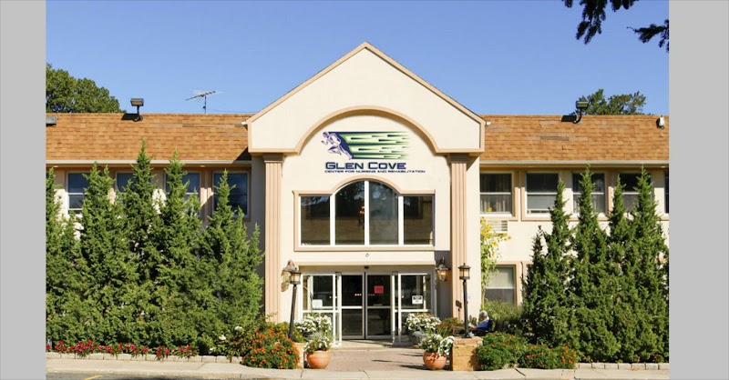 GLEN COVE CENTER FOR NURSING AND REHABILITATION nursing home in GLEN COVE, NY - Photo 3 of 10