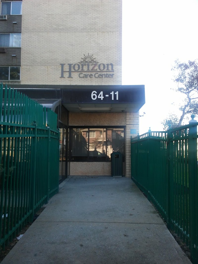 OCEAN GARDENS CARE CENTER nursing home in ARVERNE, NY - Photo 3 of 5