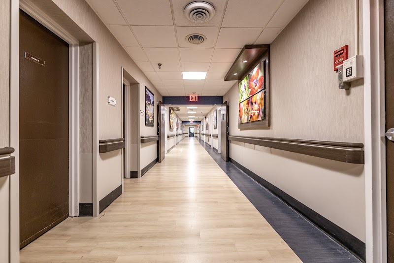 LUXOR NURSING AND REHABILITATION AT MILLS POND nursing home in ST JAMES, NY - Photo 3 of 10