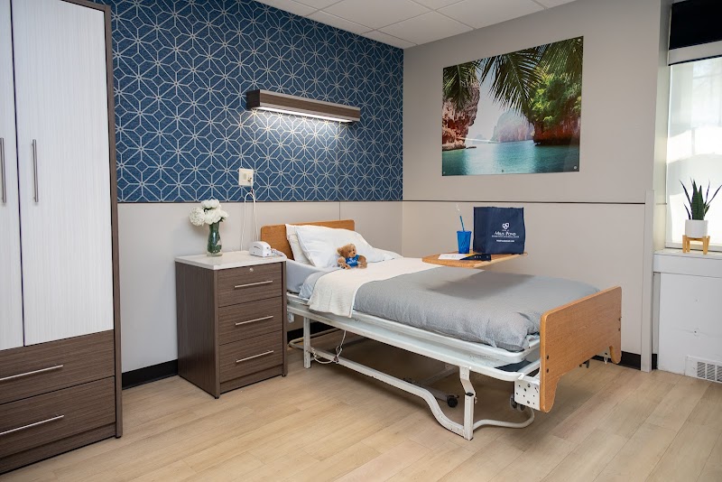 LUXOR NURSING AND REHABILITATION AT MILLS POND nursing home in ST JAMES, NY - Photo 4 of 10