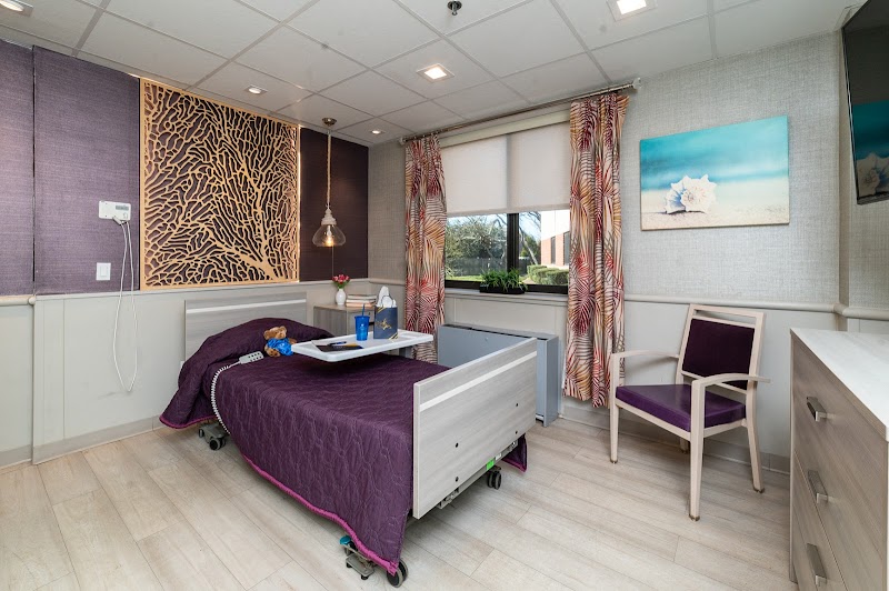 LUXOR NURSING AND REHABILITATION AT SAYVILLE nursing home in SAYVILLE, NY - Photo 5 of 5