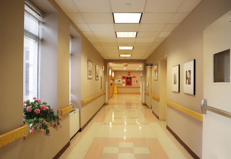 BRONX GARDENS REHABILITATION AND NURSING CENTER nursing home in BRONX, NY - Photo 4 of 10