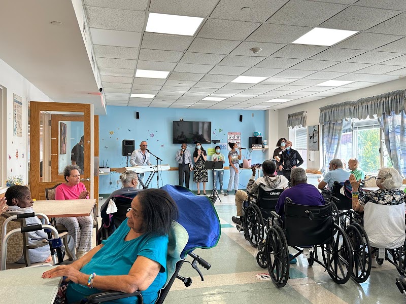 BRONX GARDENS REHABILITATION AND NURSING CENTER nursing home in BRONX, NY - Photo 5 of 10