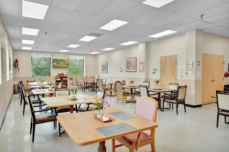 ONEIDA CENTER FOR REHABILITATION AND NURSING nursing home in UTICA, NY - Photo 4 of 5