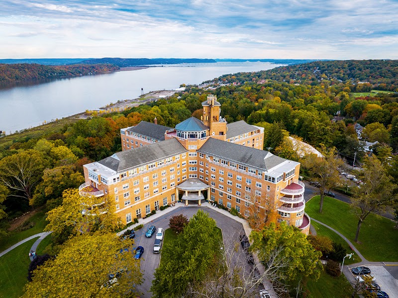 ANDRUS ON HUDSON nursing home in HASTINGS ON HUDSON, NY - Photo 3 of 5
