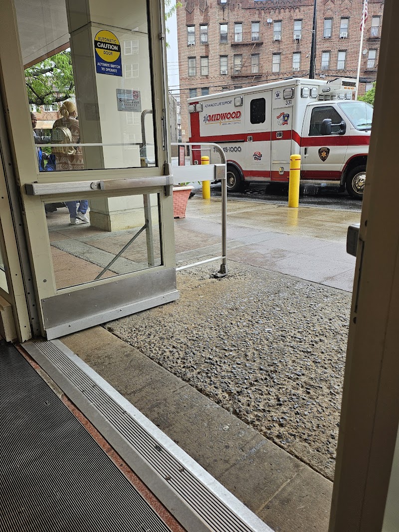 DR SUSAN SMITH MCKINNEY NURSING AND REHAB CENTER nursing home in BROOKLYN, NY - Photo 2 of 3