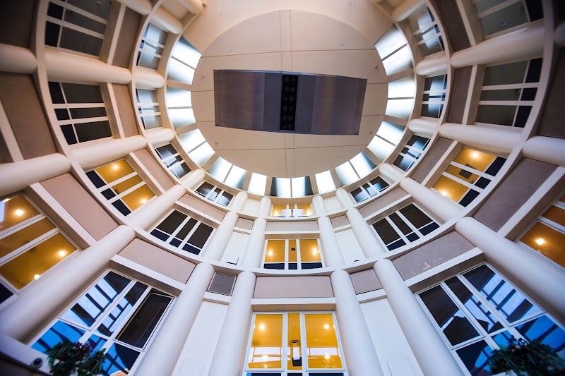 LINDEN CENTER FOR NURSING AND REHABILITATION nursing home in BROOKLYN, NY - Photo 2 of 10