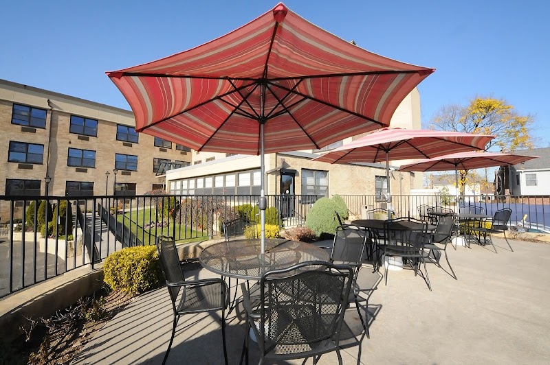 GARDEN CARE CENTER nursing home in FRANKLIN SQUARE, NY - Photo 4 of 9